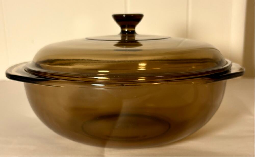Vintage PYREX #024 AMBER Glass 2 Qt Casserole Dish, with PYREX Knob Lid, USA